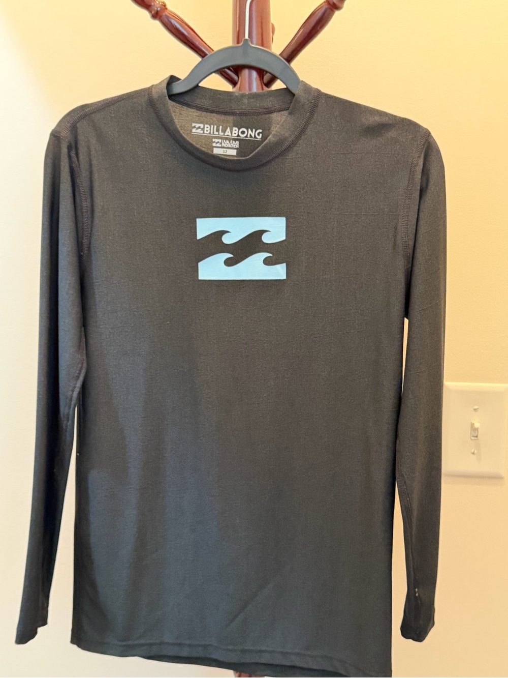 Billabong Black Long-Sleeve swim tee with Light Blue Wave Logo